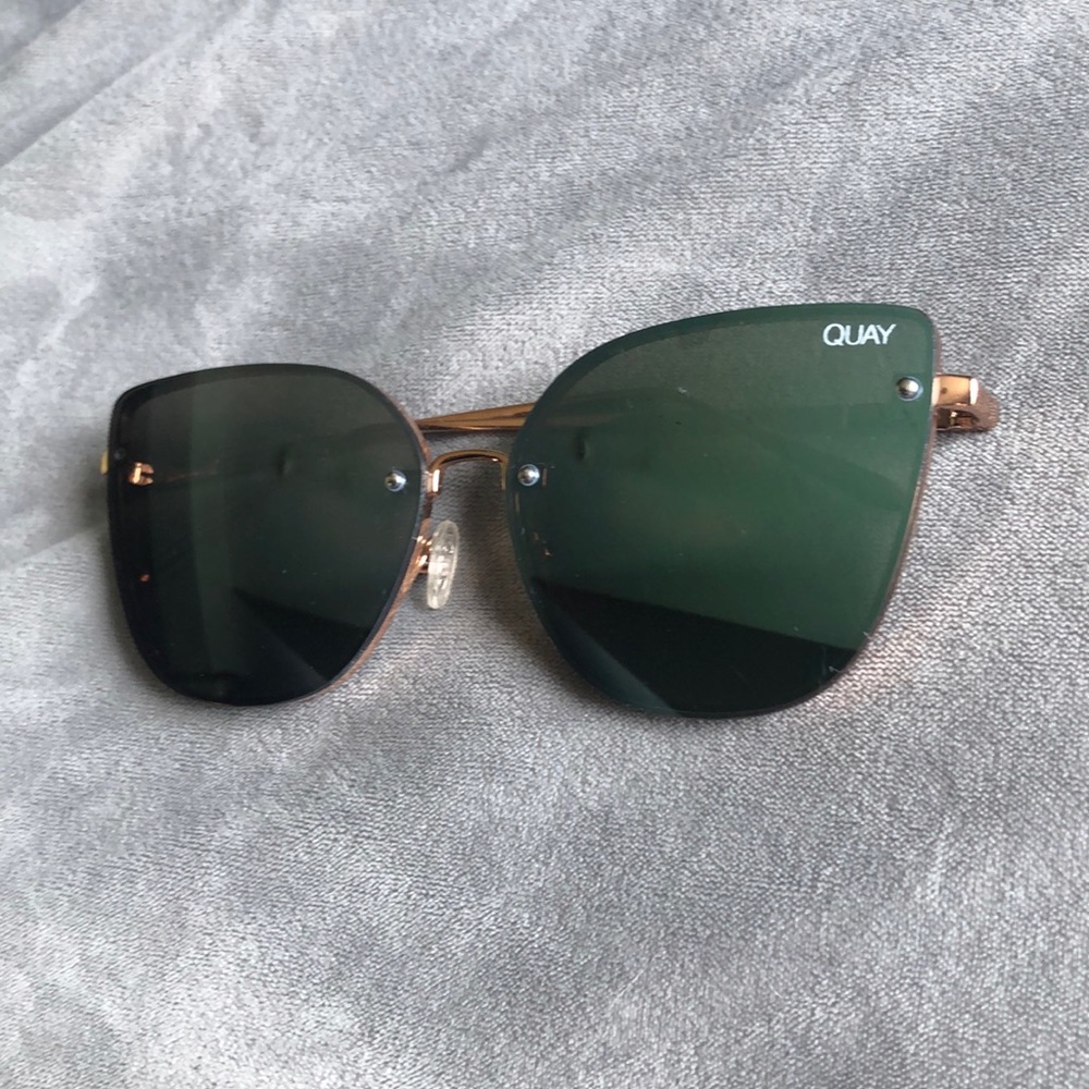 Quay “Lexi” sunglasses